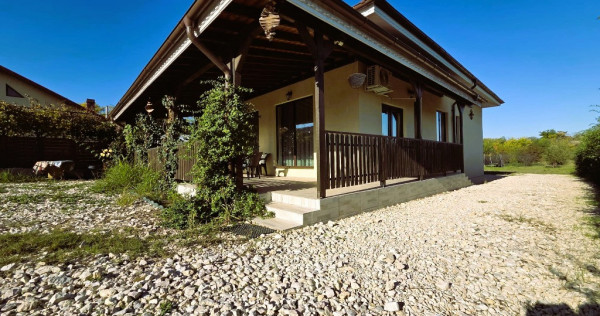 CASA TIP PENSIUNE (pret negociabil )