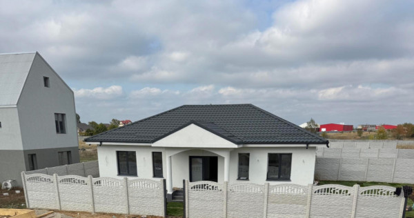 Casa parter, 111 mp utili, 400 mp teren, zona Metro