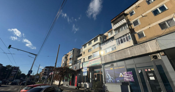 Spatiu comercial vizibil ~ 100 mp cu dublu acces - 9 Mai