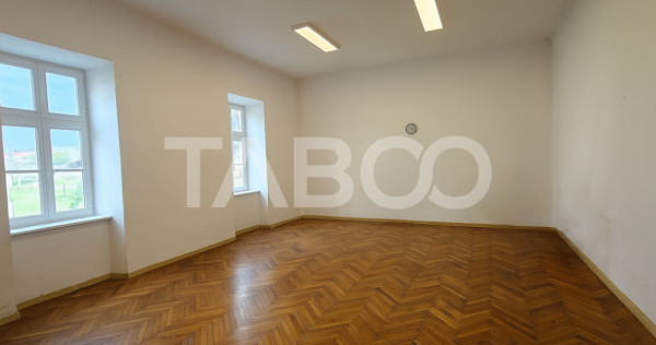 Spatiu de inchiriat 131 mp utili - ideal After School