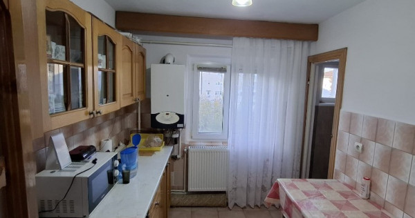 Apartament 3 camere – Zona Lidl Sud, Focșani
