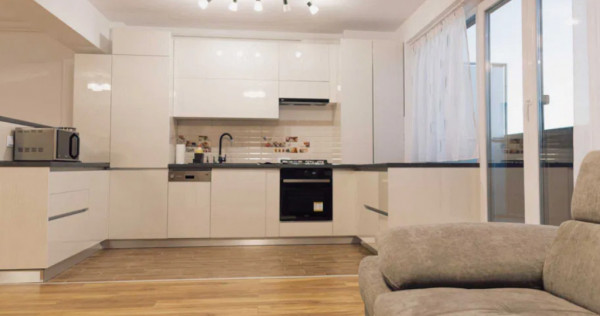 Apartament 3 camere, decomandat - zona Tractorul