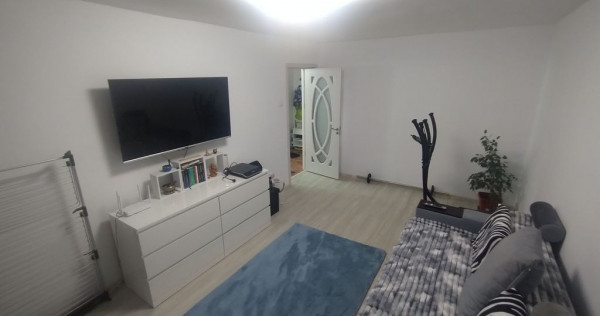 Apartament 3 camre decomandat RENOVAT- ICIL