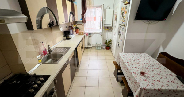Apartament 4 camere, 78 mp, Deva