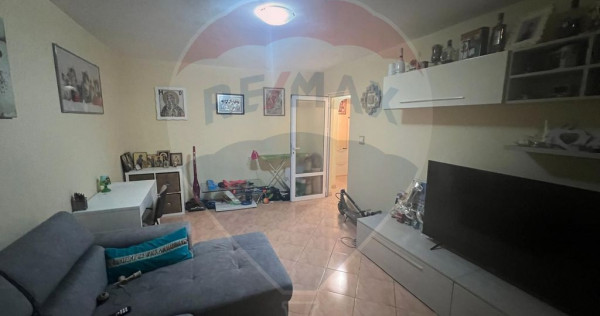 Apartament cu 2 camere de v&acirc;nzare &icirc;n zona Sud-Vest