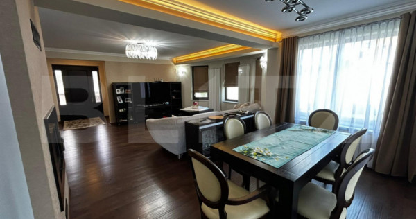 Casa cu piscina, 5 dormitoare, sistem smart home