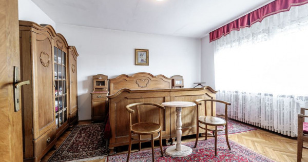 Casă din cărămidă cu 8 camere &ndash; zonă liniștită, ...