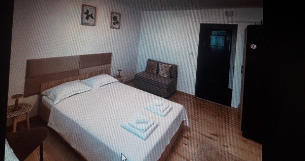 Garsoniera - etaj 3 - Zona Marasesti