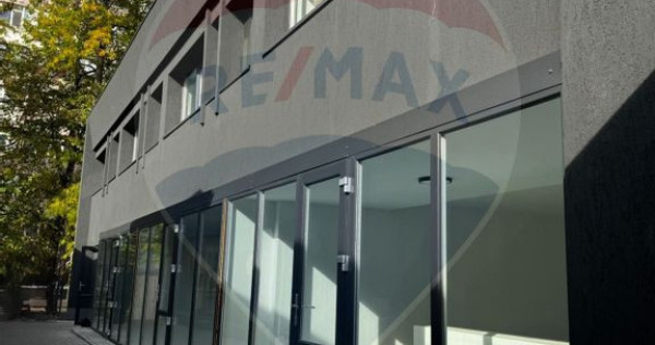 Spatiu comercial de vanzare 344 mp, Drumul Taberei-Moghioros