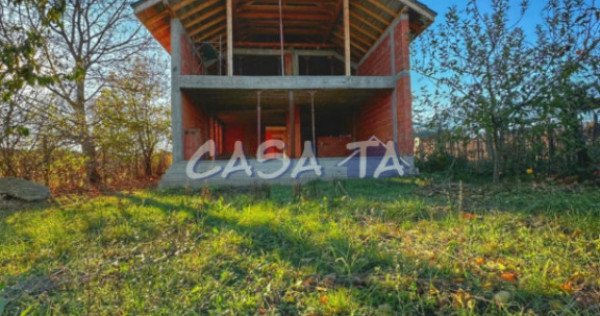 Casa situata în Lelești P+M (La Rosu)
