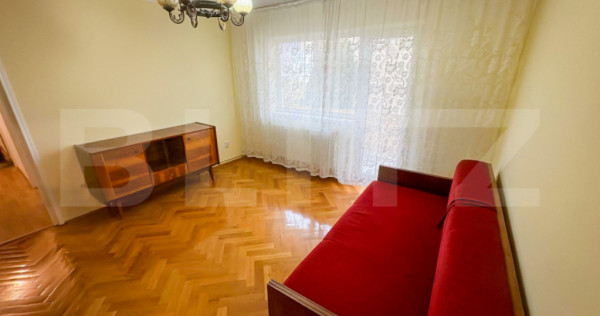 Apartament de vanzare, 4 camere, 87 mp&sup2;, Deva
