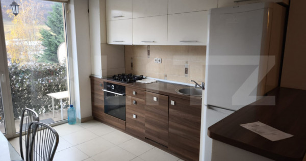 Apartament cu 2 camere, 58 mp, parcare, zona Florilor