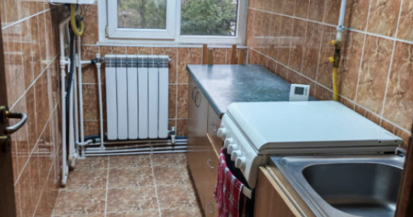 Apartament 3 camere zona Bratianu, Constanta