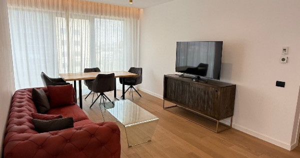 2 camere lux One Herastrau Towers