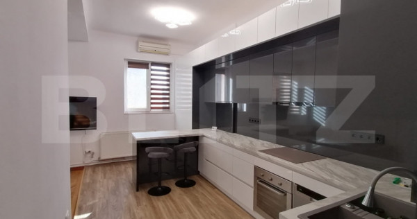 Apartament 3 camere, semidecomandat, Centru