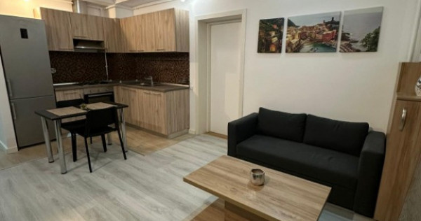 Închiriere apartament 2camere Cosmopolis – parcare – direct proprietar
