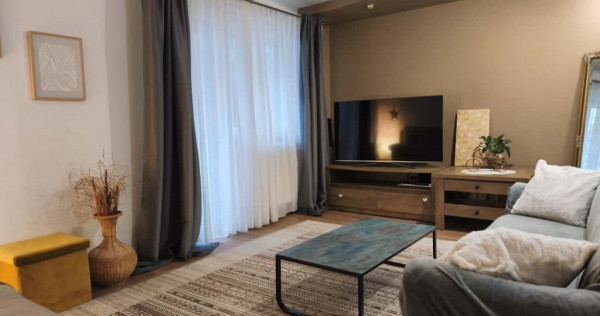 Apartament 3 camere in Deva, Ultracentral, et.1