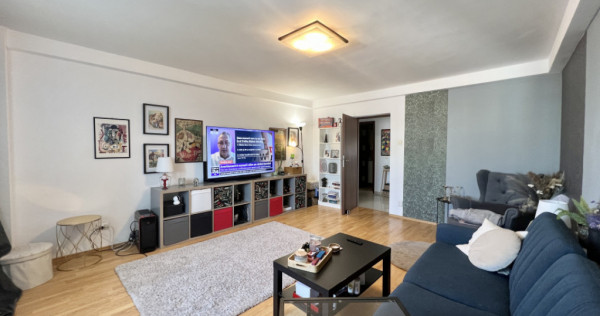 Apartament luminos situat stradal între Piața Muncii și I