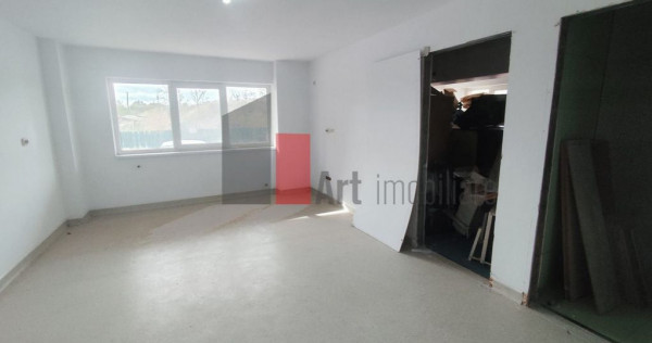 Apartament cu 3 camere de vanzare in Confort City