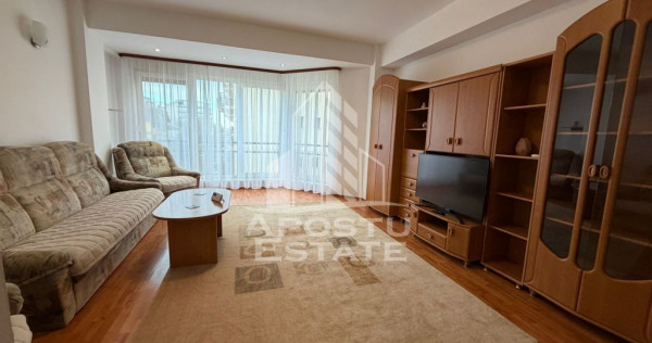 Apartament cu 3 camere decomandat zona Aradului