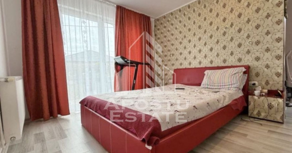 Casa individuala cu 3 camere si 2 bai mobilata si utilata...