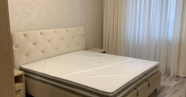 Apartament cu 3 camere de inchiriat in zona Victoriei