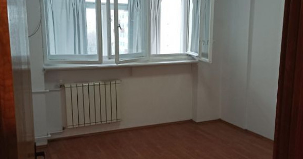 3cam.dec-1baie-disponibil imediat/Bvd Brancoveanu 130-132...