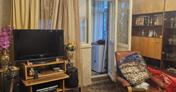 Apartament 3 camere de vanzare in zona Dacia, Constanta