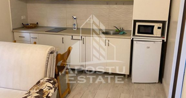 Casa individuala, 2 camere, 2 locuri de parcare, curte, z...