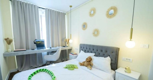 Apartament 3 camere de vanzare zona Tomis 2