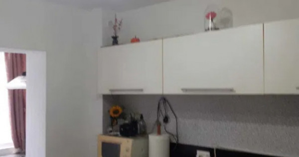 Apartament cu 2 Camere Decomandate Burdujeni - Etaj 1- Cuza Voda 2