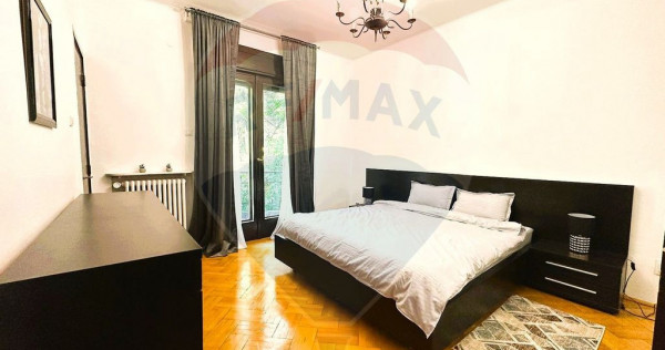 Apartament închiriere în București, Piața Universită...