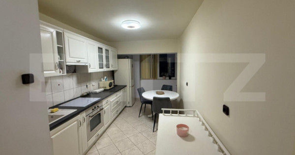 Apartament 4 camere nemobilate, Zona Iulius Mall