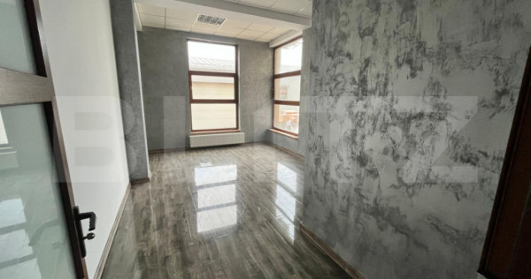 Birou 18 mp cu parcare si spatii comune, zona de Centura