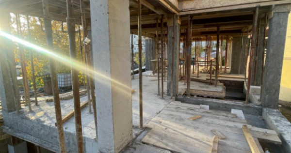 Vila YANG P+1: 189 mp construiți, curte, zona centrală a C