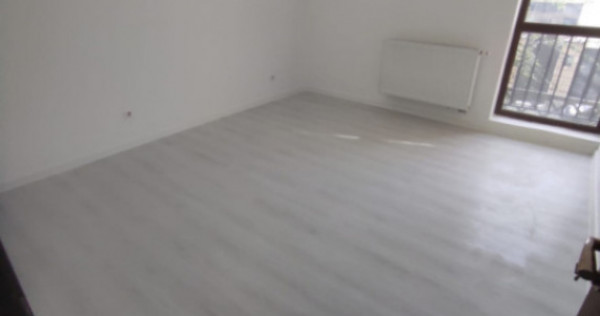 Apartament 2 camere decomandat, zona Brestei