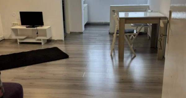 Garsoniera semidecomandat zona Astra