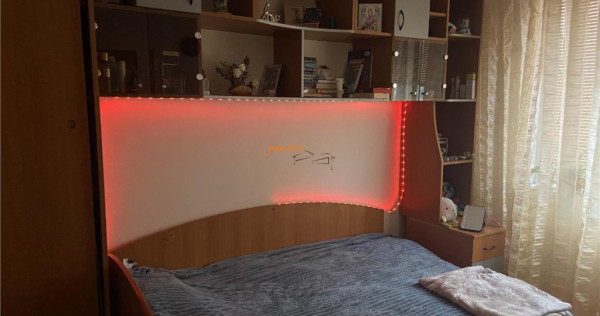 Garsoniera de , cartier Gara , 32 mp , decomandata , et 2/4