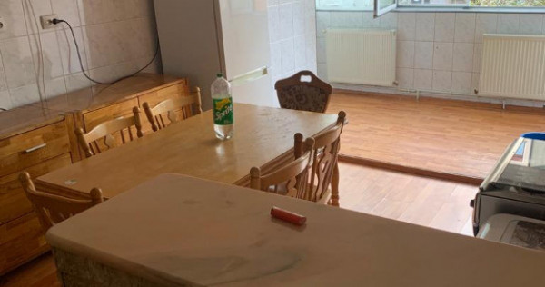Inchiriez apartament cu 2 camere in Deva, Dorobanti, et 1