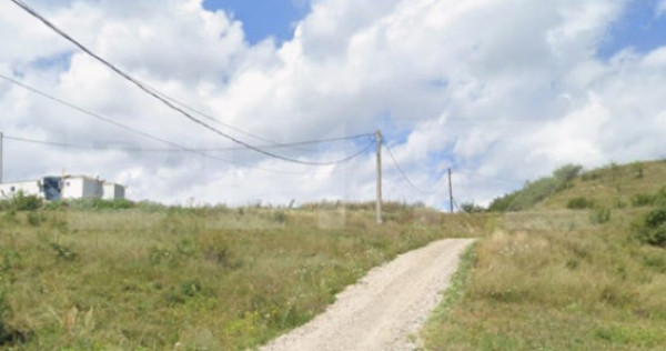 Teren de v&acirc;nzare &ndash; 756 mp, Chinteni, zona lacului