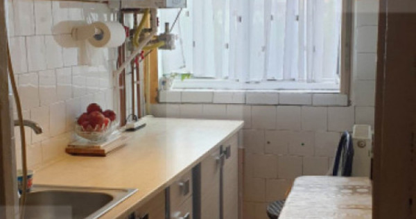 Apartament 3 camere, 53 mp, zona Spitalul Judetean