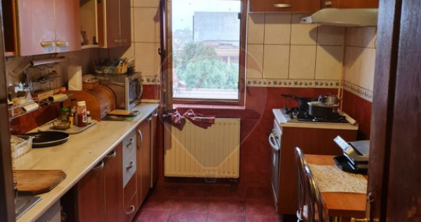 Apartament cu 4 camere &icirc;n zona Ultracentrala( Primaria F...