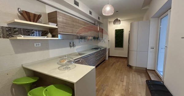 Apartament spectaculos cu 4 camere - zona Herastrau