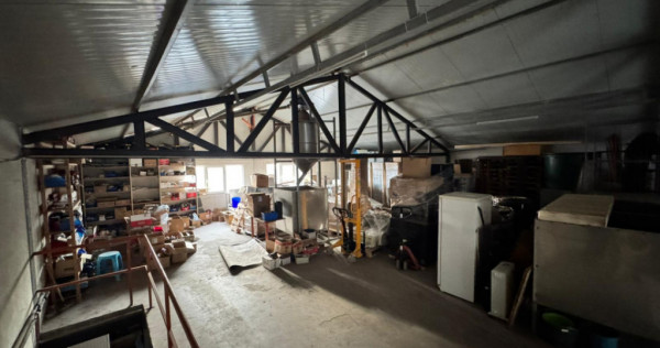 Hala de vanzare, 360 mp, zona Brestei