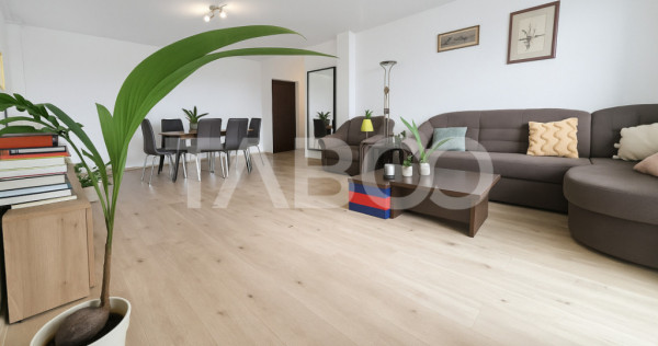 Apartament de inchiriat 3 camere City Residence etaj 3 cu li