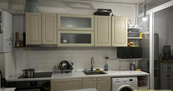 Palazu Mare, garsoniera, mobilata, gaze