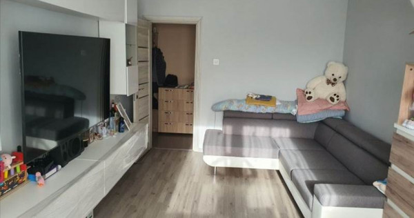 Apartament 3 camere zona Gemenii
