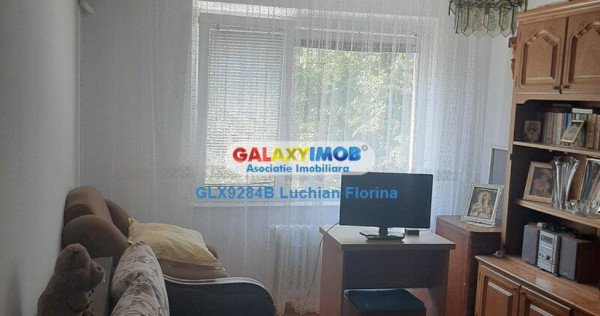 Apartament 3 camere, decomandat, et.2 I metrou Nicolae Grigo