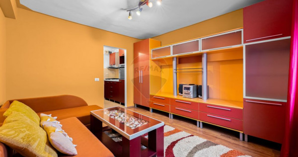 Garsonierǎ de v&acirc;nzare strada Cocorilor