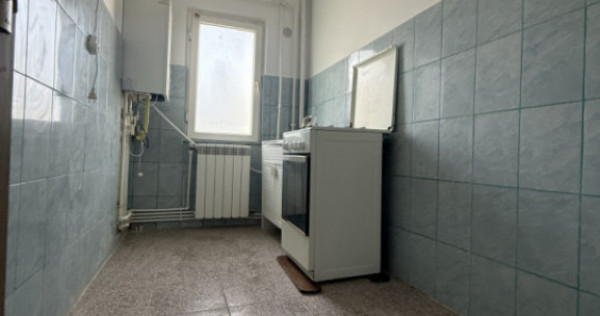 Vest - 2 camere, etaj 2, centrala gaz